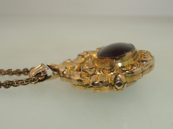 Vintage Edwardian Rose Gold Filled Spinner Pendant Fob with Amethyst Cabochon