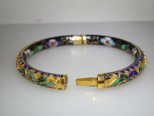 Vintage Gold-Plated Cloisonné Enamel Floral Bangle Bracelet - Cobalt Blue & Colorful Blooms