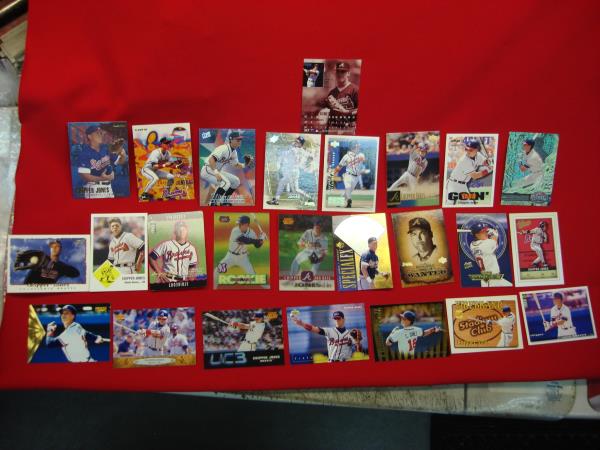25 Unique Chipper Jones Baseball Cards - Diverse Career Collection