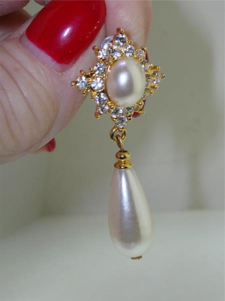 Vintage 1980s Faux Pearl & Rhinestone Dangle Earrings - Holiday Glam