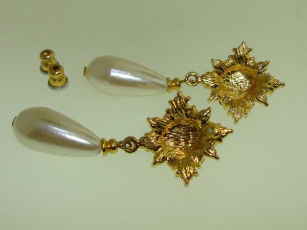Vintage 1980s Faux Pearl & Rhinestone Dangle Earrings - Holiday Glam