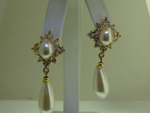 Vintage 1980s Faux Pearl & Rhinestone Dangle Earrings - Holiday Glam
