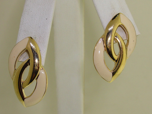 Vintage Trifari Gold Tone & Cream Enamel Crown Earrings | Estate Find