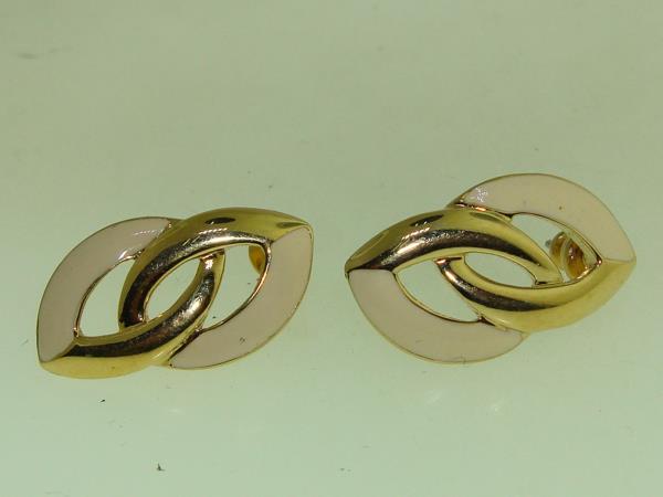 Vintage Trifari Gold Tone & Cream Enamel Crown Earrings | Estate Find
