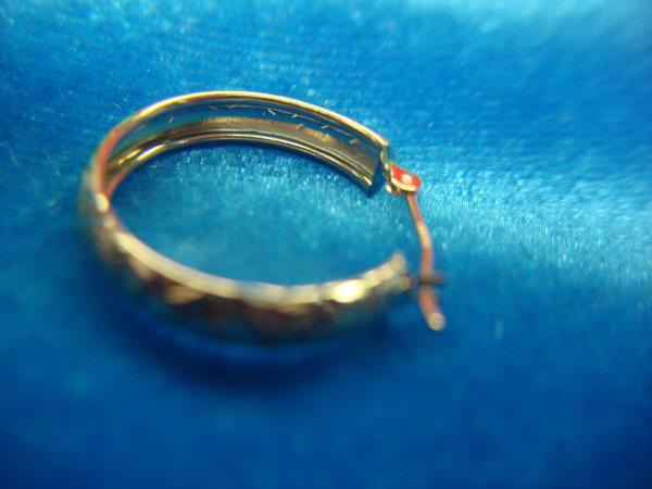 14K Yellow Gold Diamond Cut Hoop Earrings - Vintage N.O.S. 3/4 Inch