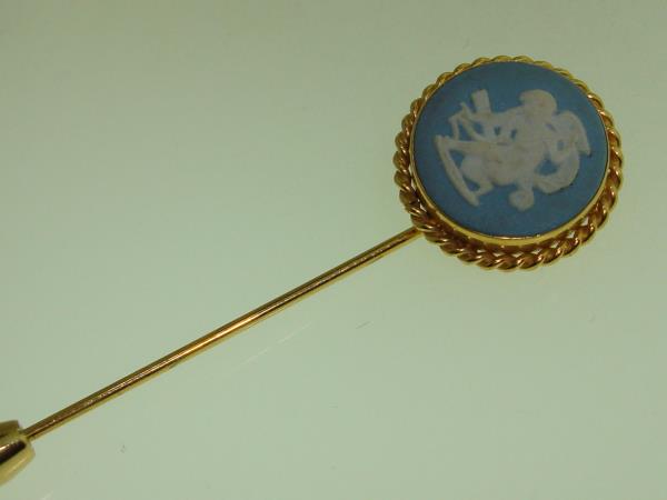 Vintage Van Dell Gold Filled Wedgewood Cherub Stick Pin | 12K GF, Blue & White Enamel