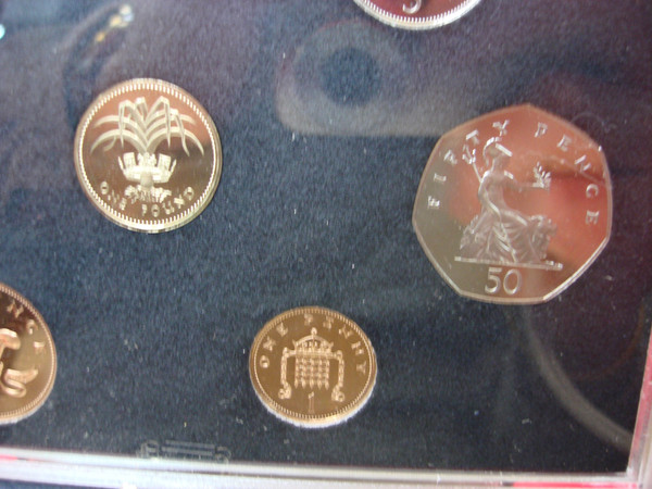 1985 UK Proof Coin Collection - 7 Coin Set in Original Case