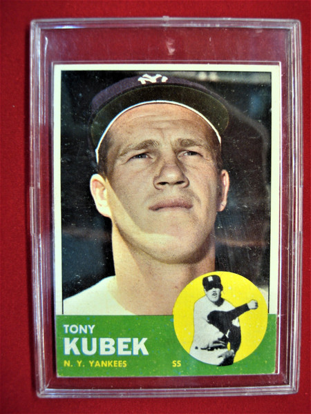 Vintage 1963 Topps Tony Kubek #20 Baseball Card - New York Yankees