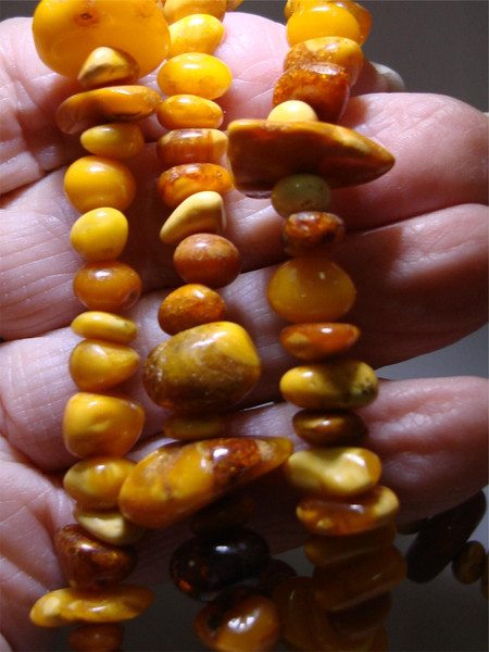 Vintage Natural Baltic Amber Necklace - 44 Inch Estate Find -  Stunning Color Variation