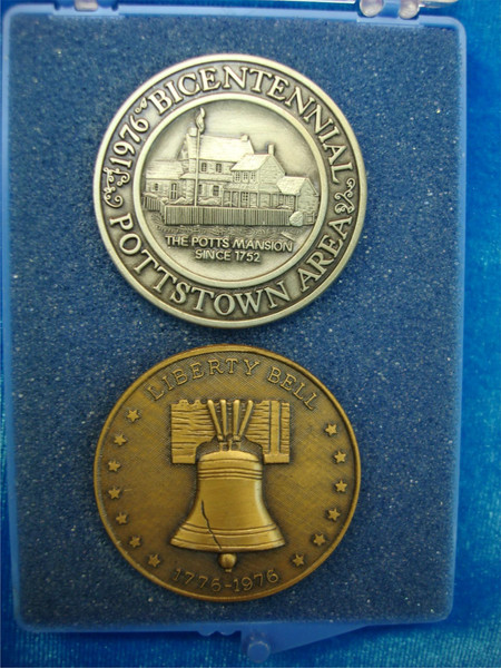 1976 US Bicentennial Commemorative Medals - Pottstown Bronze & Sterling Silver Set
