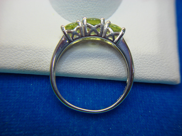Sterling Silver 3 Stone Ring, Green Gemstones (Size 8) - Pre-Owned
