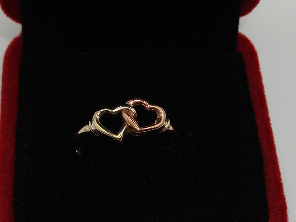 Vintage 10K Tri-Color Gold Hearts Ring by JCM (Size 7) -  Unique & Signed