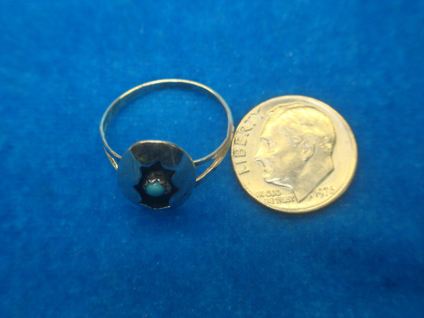 Vintage Native American Sterling Silver Turquoise & Coral Ring (Size 6 1/2)