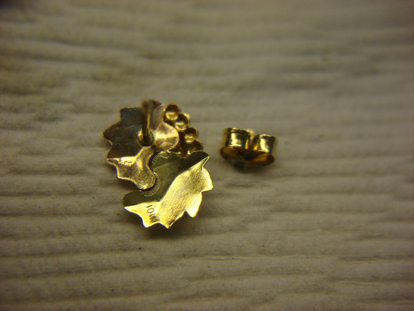 Vintage 10K Tri-Color Gold Leaf Earrings by Coleman Co. (Excellent Condition)