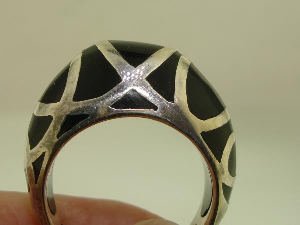 Vintage 1960s-70s Sterling Silver Dome Ring w/ Black Enamel & Artist Signature (Size 6)