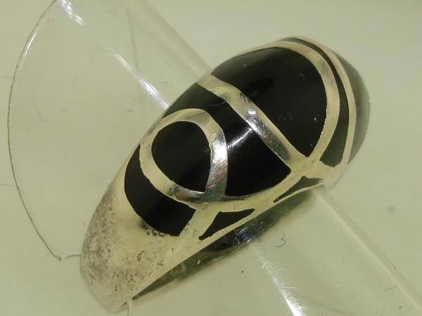 Vintage 1960s-70s Sterling Silver Dome Ring w/ Black Enamel & Artist Signature (Size 6)