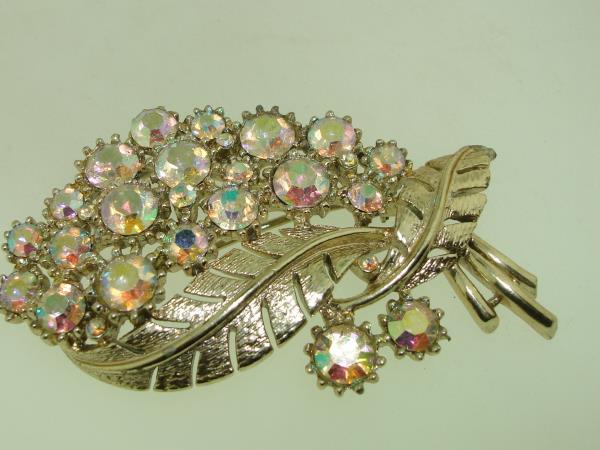 Vintage Coro Pegasus Aurora Borealis Rhinestone Brooch (1950s)