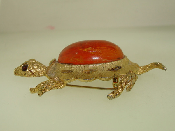 Vintage 1970s Mademoiselle Lucite Turtle Pin - Gold Tone, Red Rhinestone Eyes