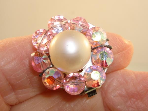 Vintage Laguna Pink Crystal & Faux Pearl Necklace & Earrings Set (17