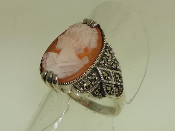 Vintage Sterling Silver Cameo Ring with Marcasite Accents - Size 4.5