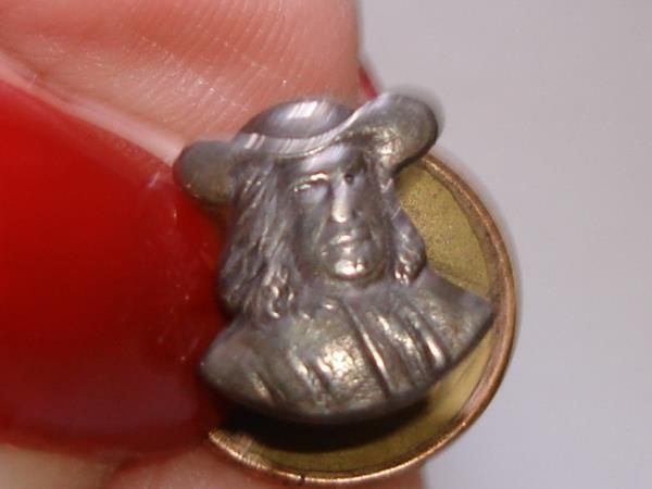 Antique Sterling Silver Ben Franklin Collar Button | L.D. Anderson, Reading PA