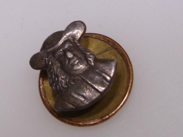 Antique Sterling Silver Ben Franklin Collar Button | L.D. Anderson, Reading PA