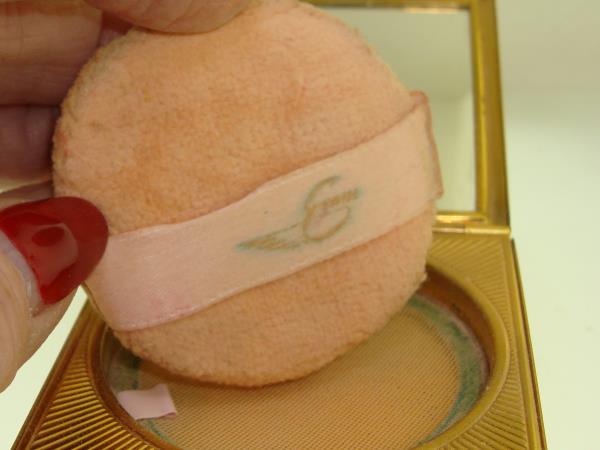 Vintage 1950s Elgin Powder Compact - Gold-Tone, Geometric Design & Original Puff