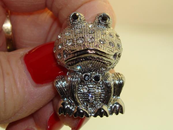 Vintage Silver Frog Pin with AB Rhinestones - Adorable & Charming