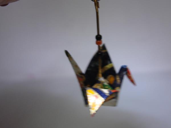 Artisan-Crafted Origami Bird Earrings - Colorful Hand-Painted Vintage Style