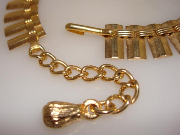 1940s Gold Tone Metal Link Choker Necklace - Vintage Statement Jewelry (13.5