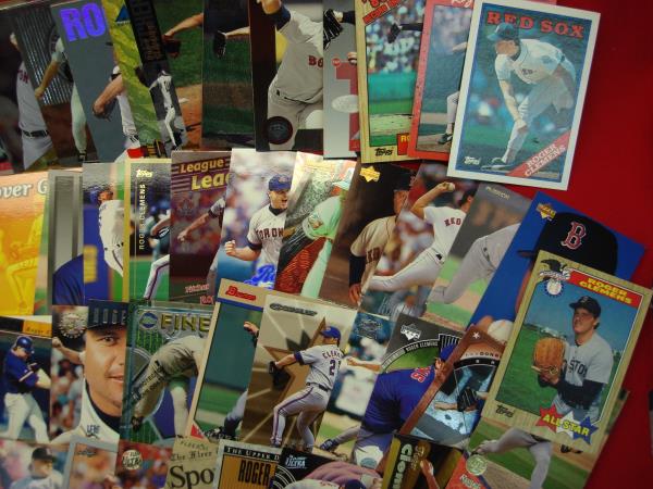 Vintage Roger Clemens Trading Card Collection (100 Cards) - Great Condition & Value!