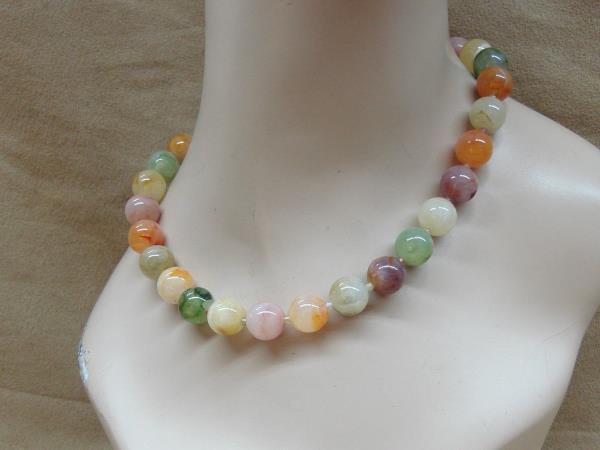 Vintage Lucite Choker Necklace | Multicolor Mottled Beads | 1970s-80s Style