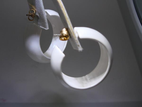 Vintage 1980s White Enamel Hoop Earrings | 80s Fashion Jewelry