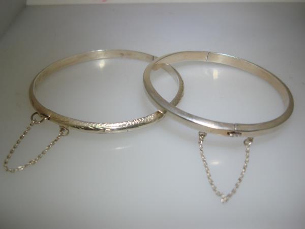 Vintage Sterling Silver Hinged Bangle Bracelets Set (2) - Etched & Plain Designs