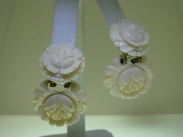 Vintage Lucite Rose Earrings | Lever Back Convertible Design
