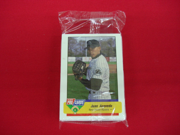1994 Fleer ProCards New Haven Ravens Team Set (Colorado Rockies Affiliate) - Factory Sealed