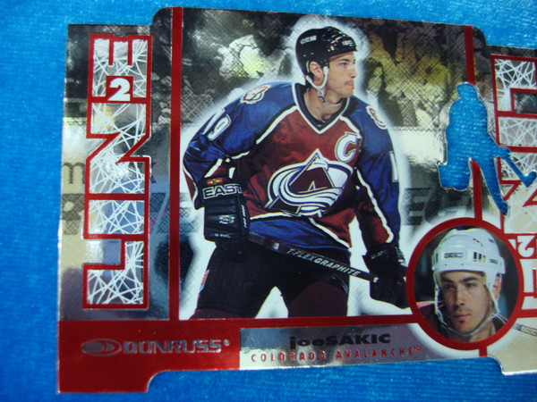 Joe Sakic 1997-98 Donruss Line 2 - Rare Die-Cut & Standard Card Set (164/250, 16/4000)