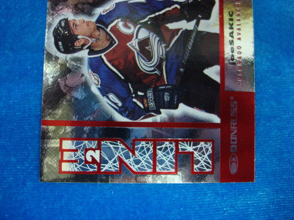 Joe Sakic 1997-98 Donruss Line 2 - Rare Die-Cut & Standard Card Set (164/250, 16/4000)