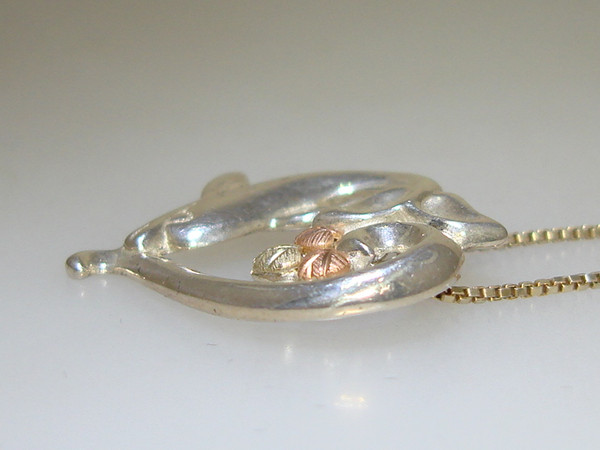 Vintage Coleman & Co. 12K Tri-Color Gold Dolphin Heart Pendant Necklace (.925 Sterling Silver)