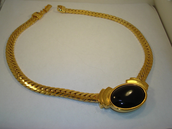 Vintage 1980s Napier Faux Onyx Gold Choker Necklace & Earrings Set