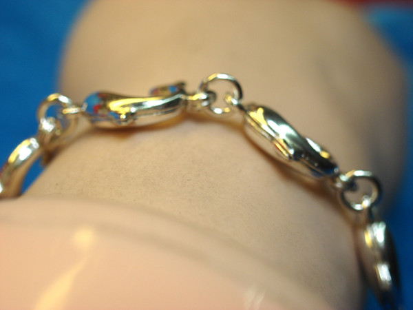 Solid Sterling Silver Dolphin Bracelet - 7.5