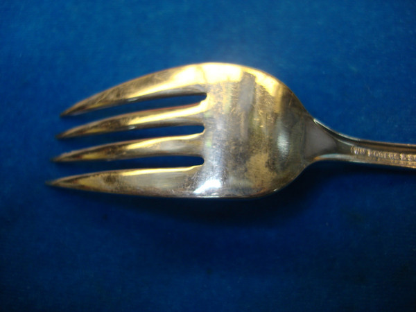 Victorian Rose Silverplate Flatware Set by WM. ROGERS & SON (54pc, Service for 8)