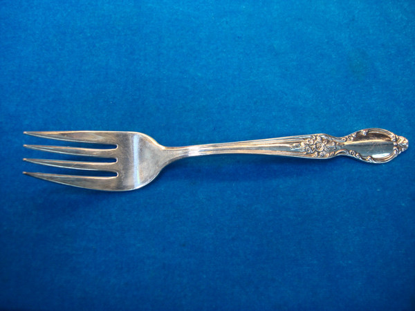 Victorian Rose Silverplate Flatware Set by WM. ROGERS & SON (54pc, Service for 8)