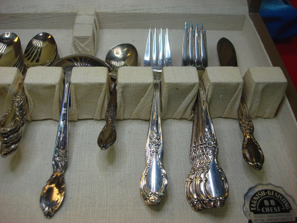 Victorian Rose Silverplate Flatware Set by WM. ROGERS & SON (54pc, Service for 8)