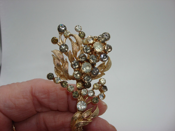 Vintage Rhinestone Floral Trembler Brooch (1940s-50s) - Sparkly Gray & Clear Stones