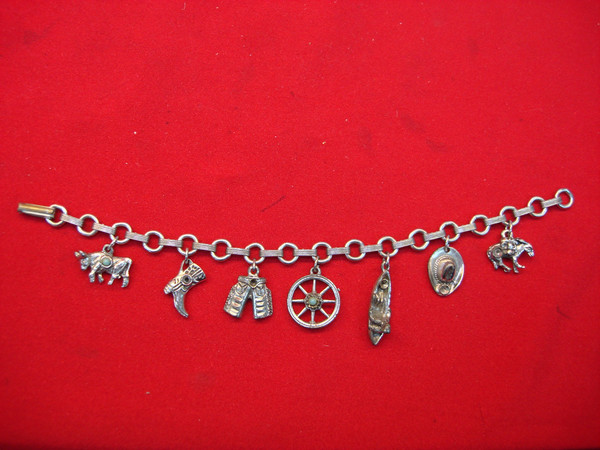 Vintage Silver Western Charm Bracelet (Turquoise Beads, 7.5