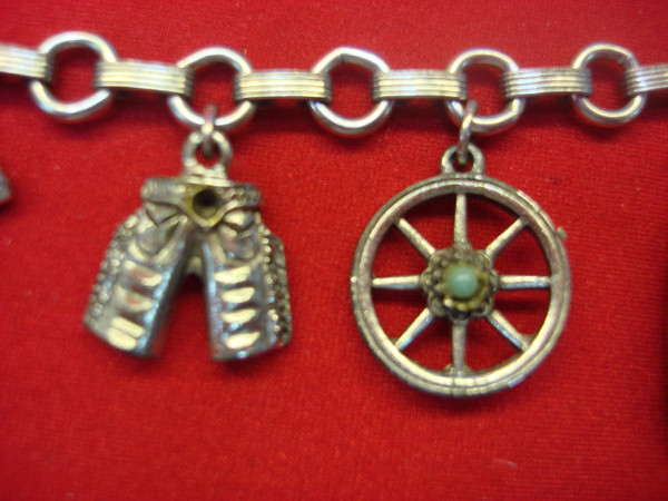 Vintage Silver Western Charm Bracelet (Turquoise Beads, 7.5