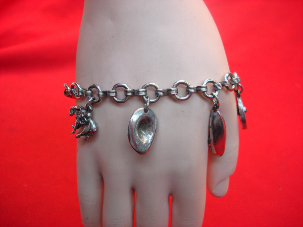 Vintage Silver Western Charm Bracelet (Turquoise Beads, 7.5