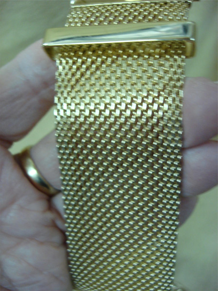 ✨ Vintage 90s Gold Tone Mesh Belt | Adjustable 27