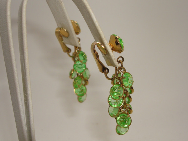 Vintage Peridot Green Chandelier Clip-On Earrings (9.4g) - Estate Find
